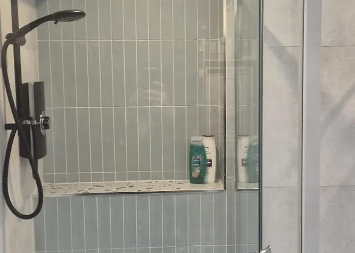 Daire Sleek Modern Design - 2 Bed In Donegal Town