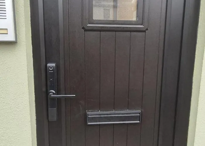 Daire Sleek Modern Design - 2 Bed In Donegal Town