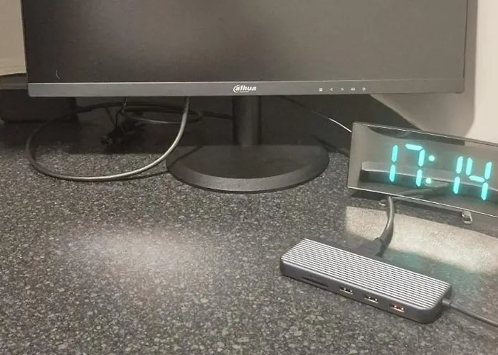 Sleek Modern Design - 2 Bed In